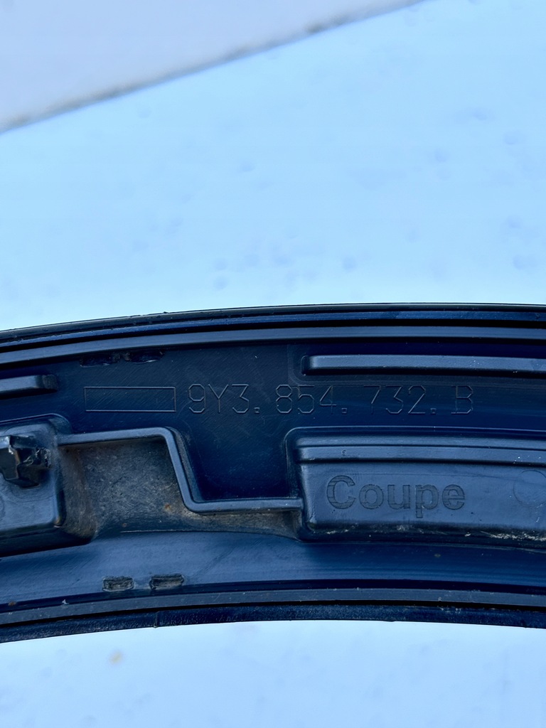 фото №14, Porsche cayenne 9y3 coupe молдинг na крила права задня задня 9y3854732a