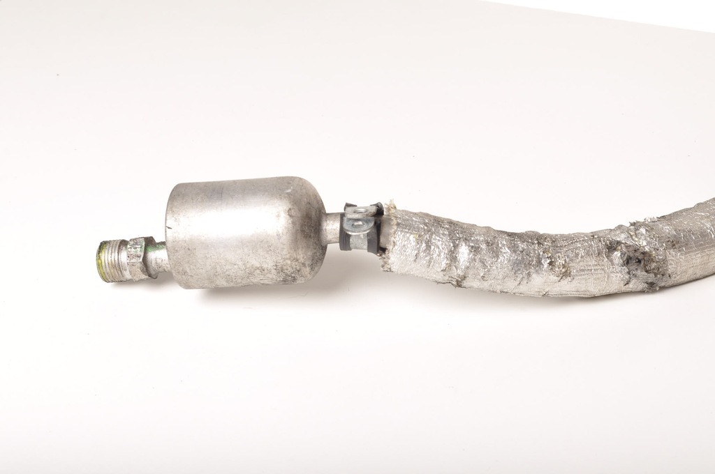 фото №10, Aston martin vanquish i 6.0 шланг кондиционера