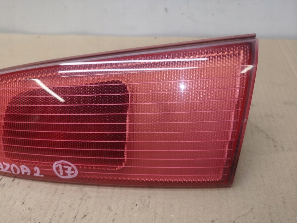 фото №12, Лампа w кришка задня права + ліва mazda ii 2 dy 03-07