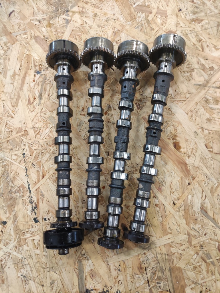 фото №1, Chrysler 300c вал розподільного валу частини