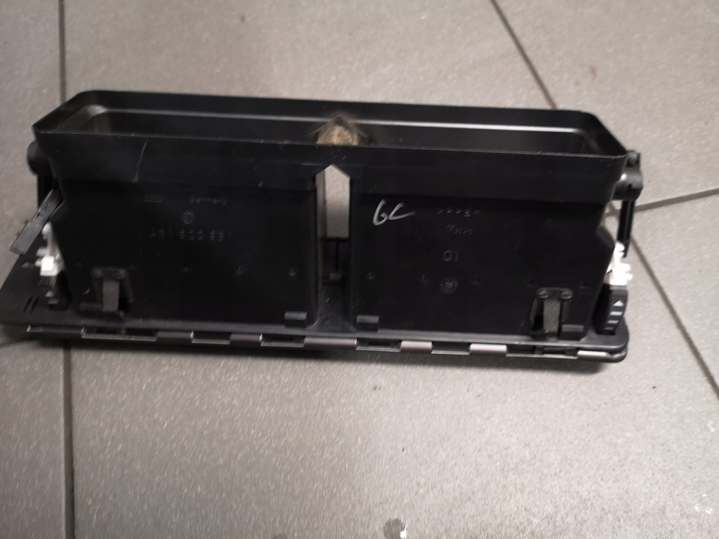 фото №7, Решётка обдув средняя audi a6 c5 eu 4b1820951