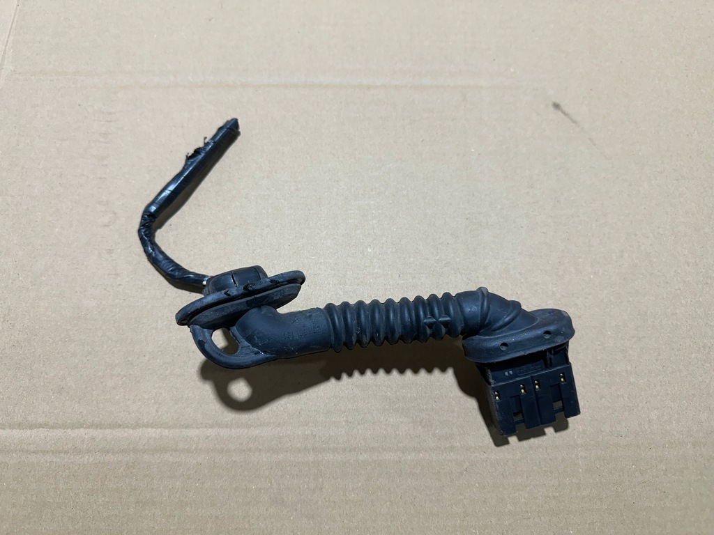 фото №1, Ford kuga mk1 штекер двері перед 3m5t-14a624-rpd