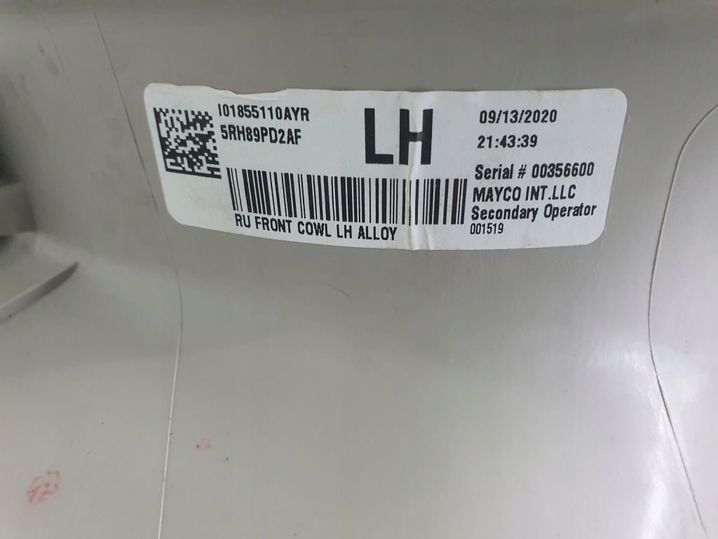 Chrysler pacifica 16- защита накладка  порога  правая левая 5rh88pd2af 5rh89pd2af Киев