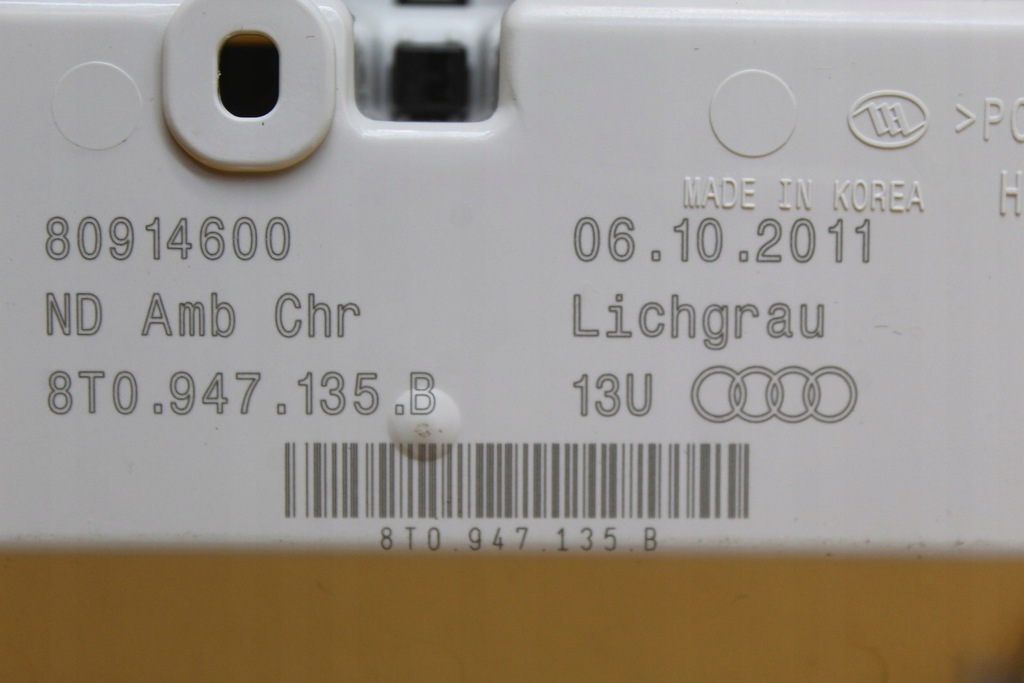 фото №15, Лампа освітлення кабіни стельовий audi q5 8r 8t0947135b 8k0951177