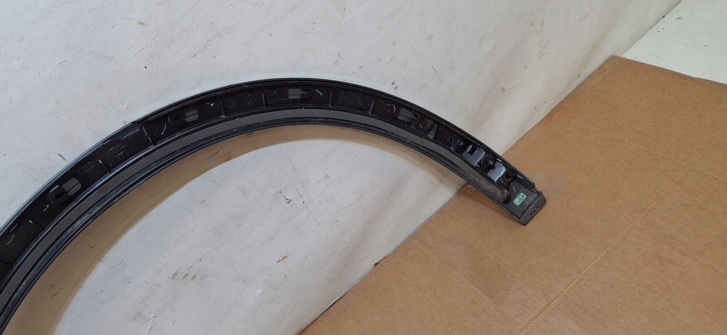 фото №8, Молдинг крила ліва задня задня audi q3 8u 8u0853817a