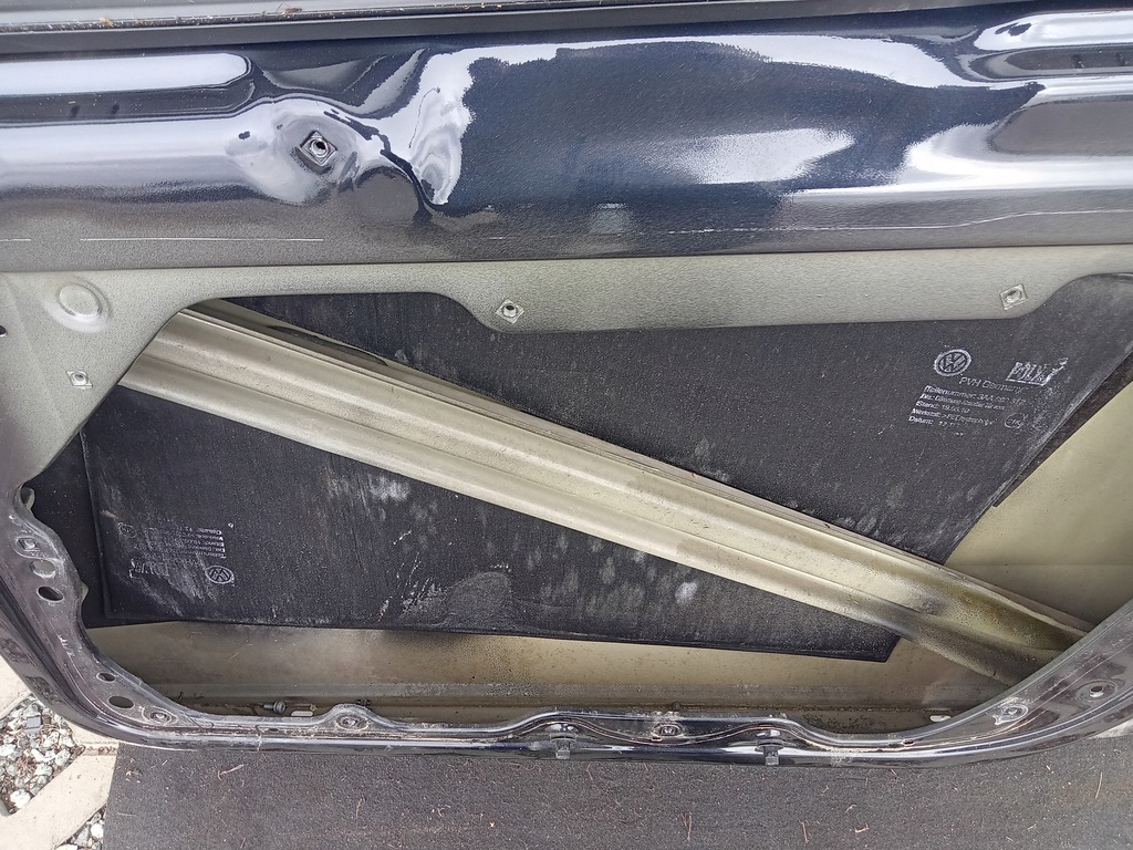 фото №16, Дверь правый перед vw passat b7 чёрные lc9x