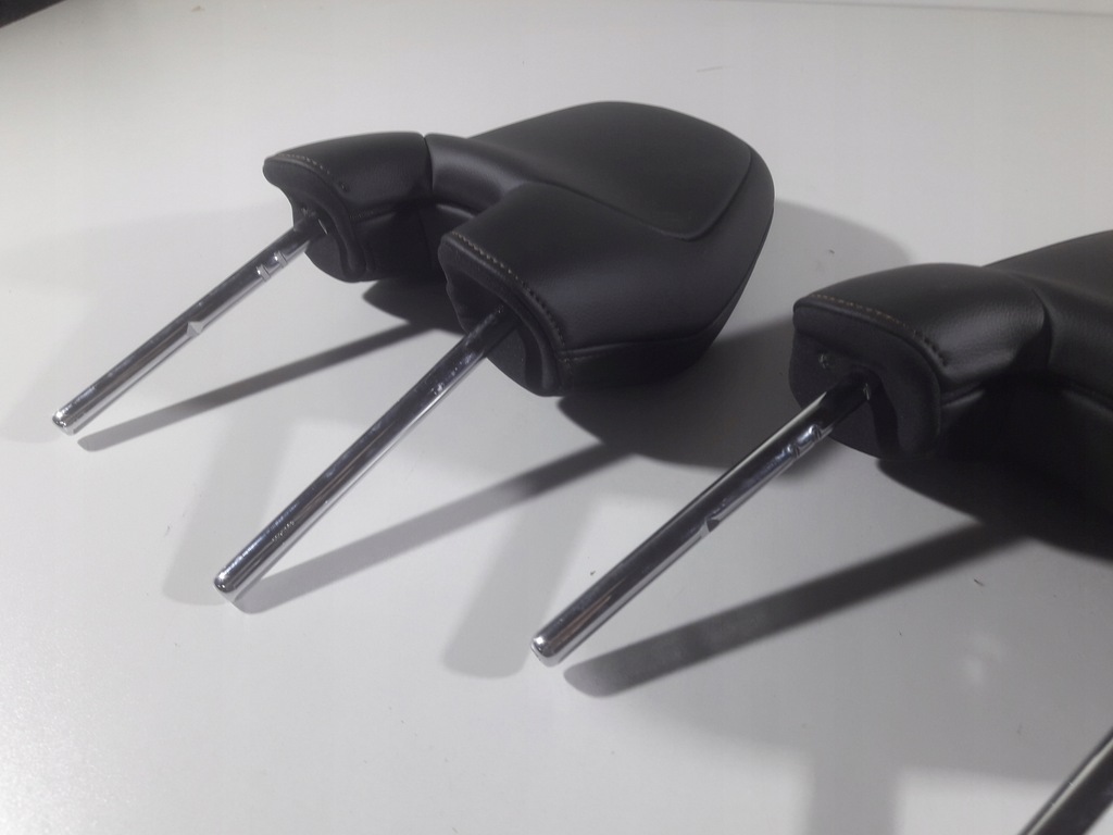 фото №11, Volvo v40 12- подголовник сиденье