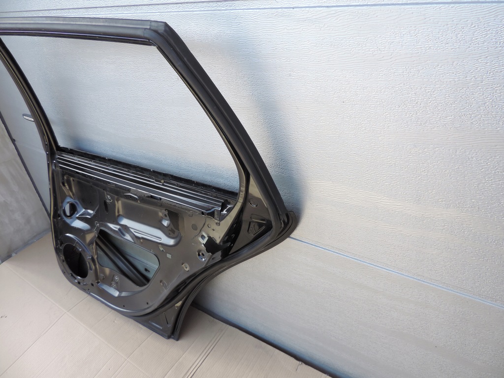 фото №7, Правое задние дверь mercedes w211 kombi 2003-2008
