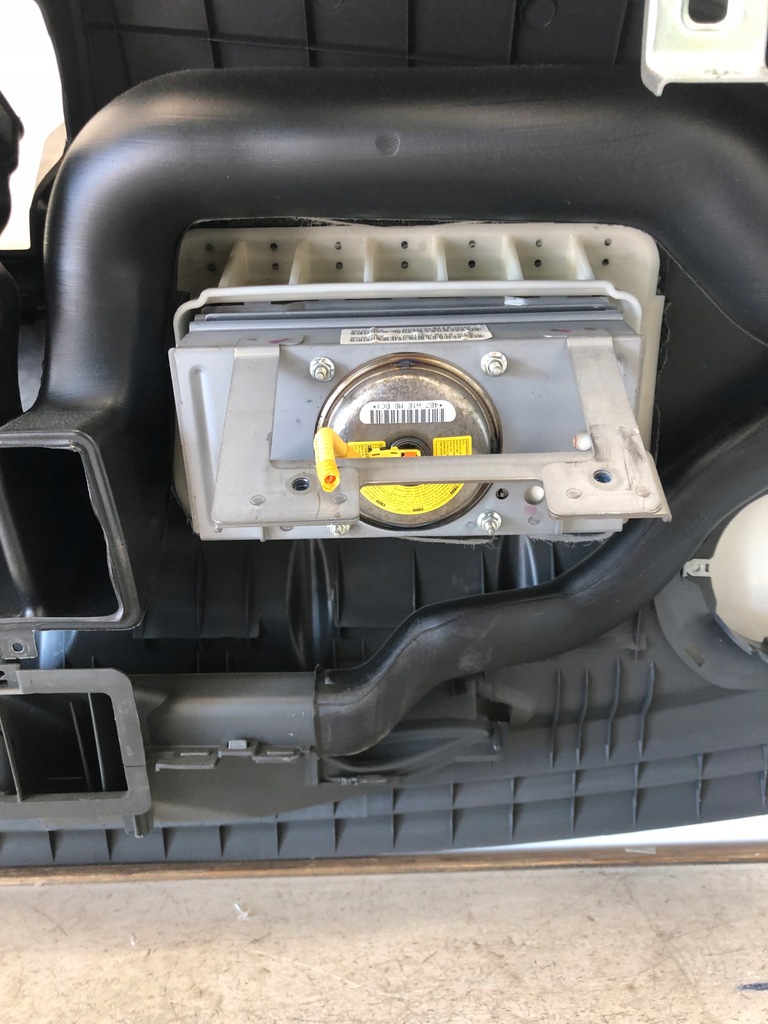 фото №8, Панель приладів консоль подушка ремені chevrolet spark eu