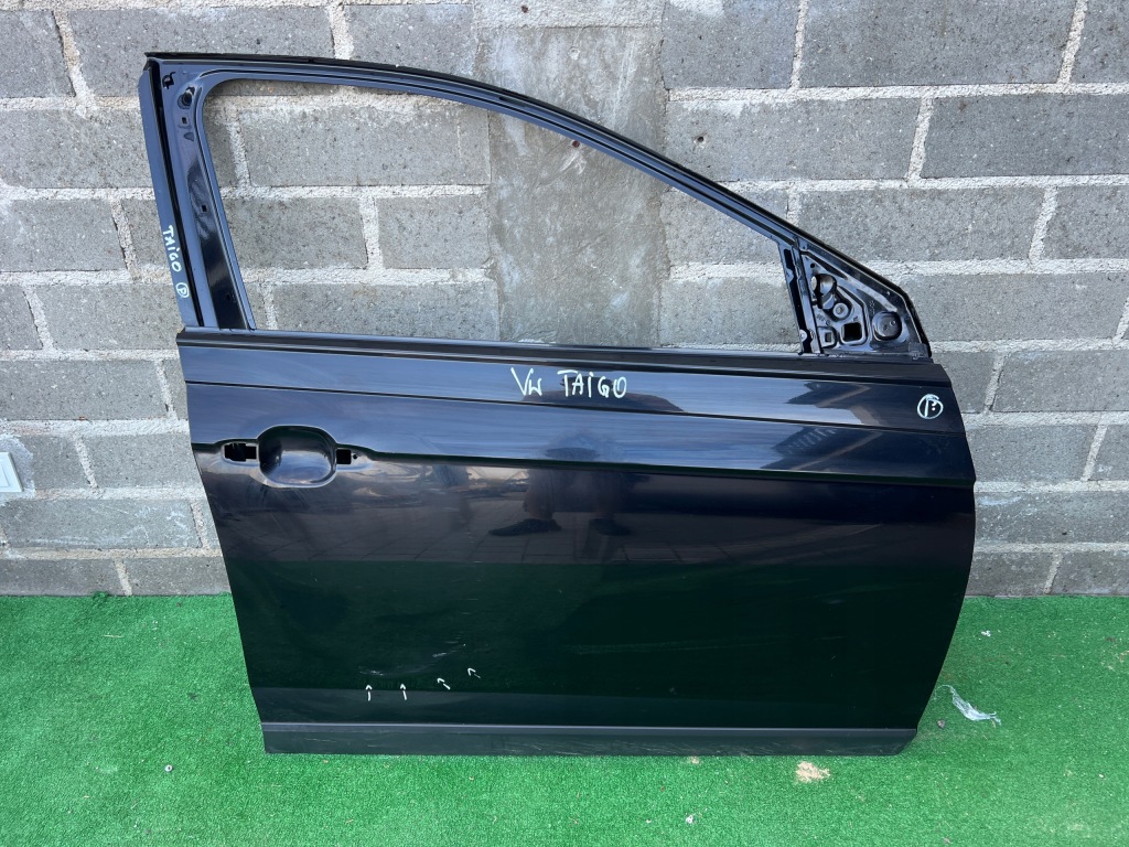 фото №1, Vw taigo 2g7 дверь правое передние правый перед