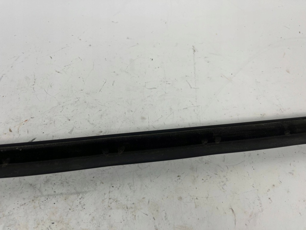 Купить Молдинг стекло дверь передних maserati quattroporte