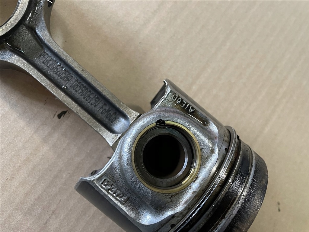 фото №12, Поршень + шатун 2.0 ecoblue ford transit mk8 custom 16-23r