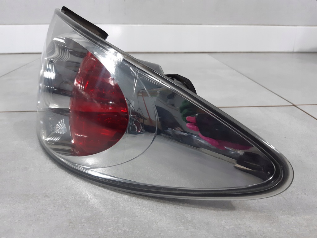 фото №11, Mazda 6 i gg sedan лампа правая задняя задняя 226-61980 220-61971