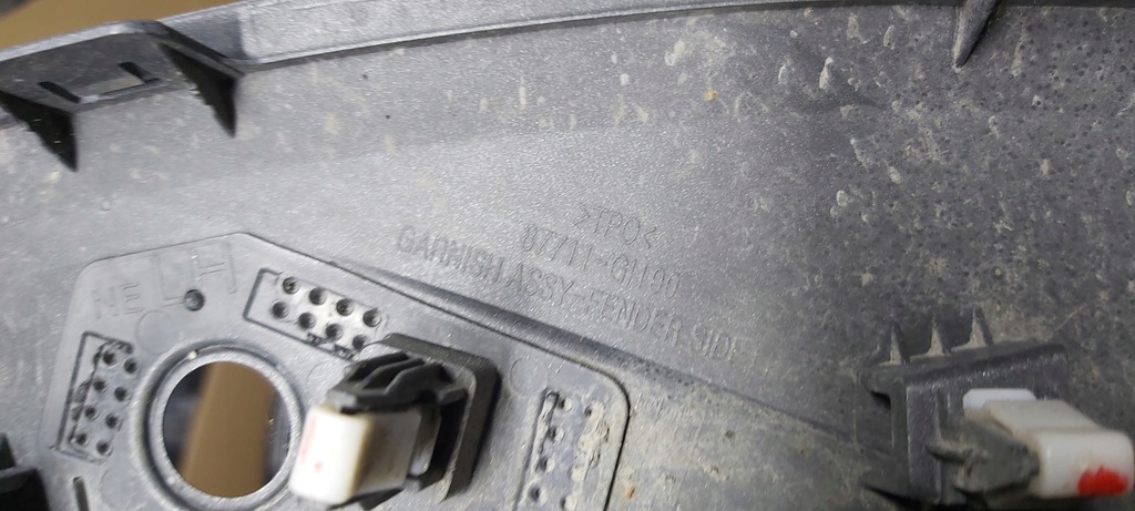 фото №15, Hyundai ioniq v 5 2021- молдинг na крыло перед левая 87711-gi100