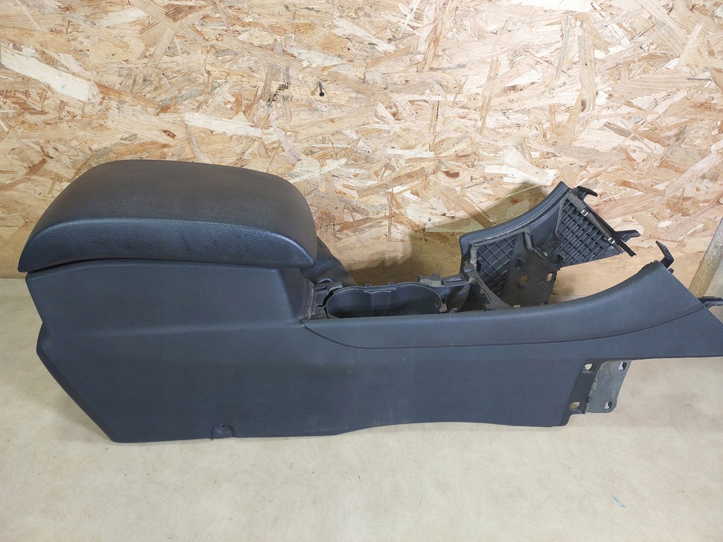 фото №10, Mondeo mk4 підлокітник