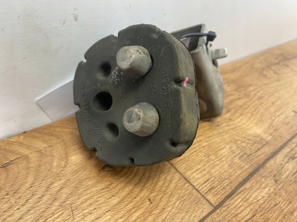 фото №7, Кронштейн кронштейн глушника вихлоп dodge charger 2015+