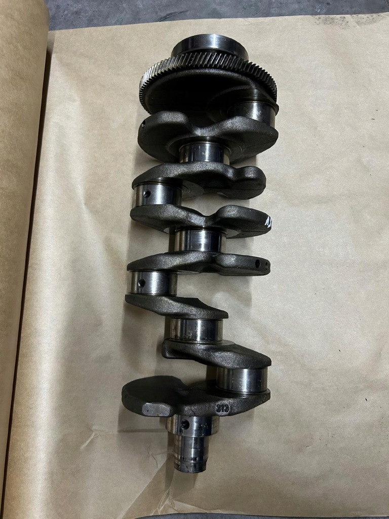 Купить Audi a5 2.0 tdi wał коленчатый номинальный