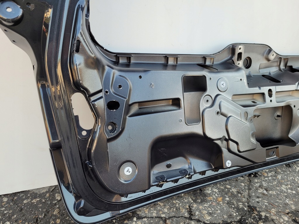 фото №16, Кришка багажника задня задня volvo v70 xc70 2007