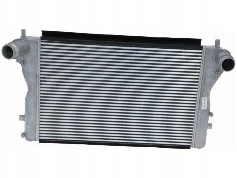 фото №1, Интеркулер audi a3 8p 2.0 tt 8j 2.0