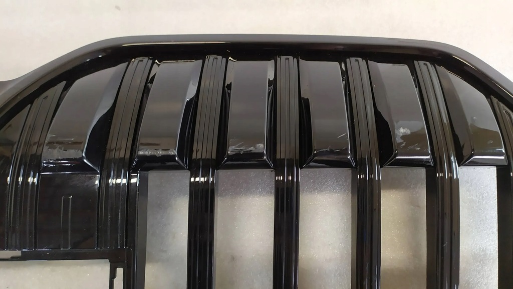 фото №14, Bmw 7 g70 2022 с передний решётка радиатора