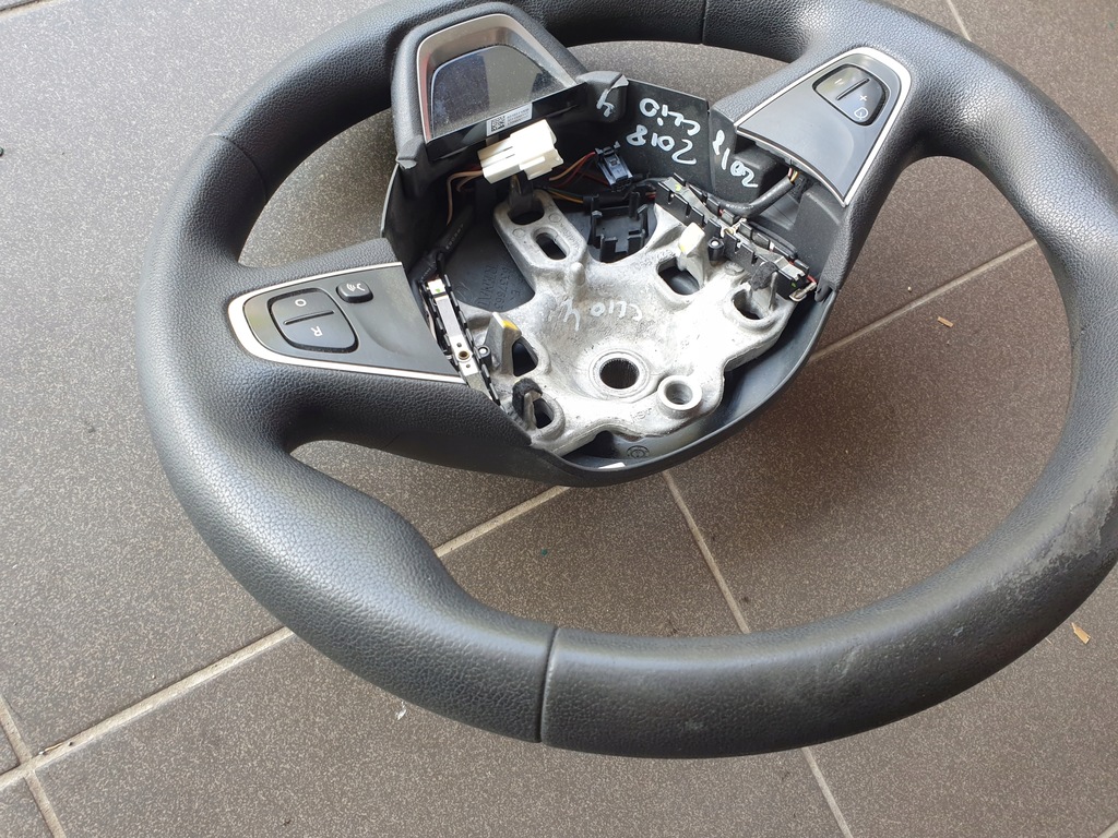 фото №4, Воздуховод renault clio 4 iv captur кожа 2015- 484008770r