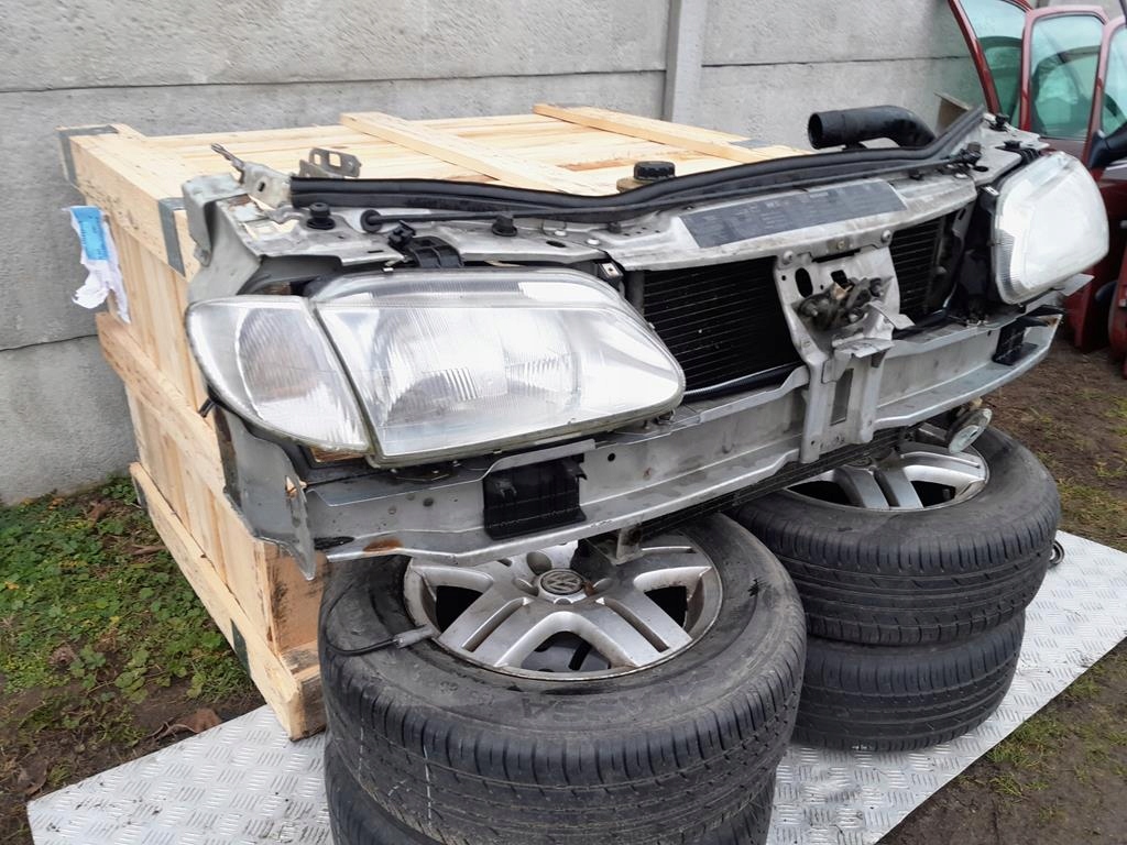 Renault megane 1 95-02r. комплект . перед капот бампер крылья ремень mv640 Недорого