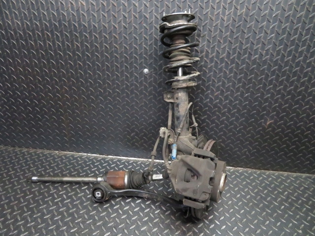 фото №1, Поворотний кулак права перед амортизатор привідний вал bmw e84 x1