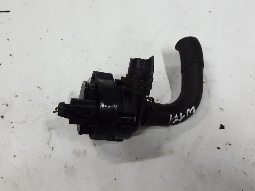 фото №1, Mercedes slk r171 04r- 1.8 k помпа wody