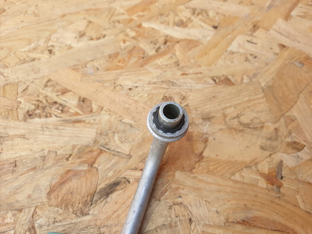 фото №10, Jeep grand cherokee wk2 шланг кондиционера 68161180ab