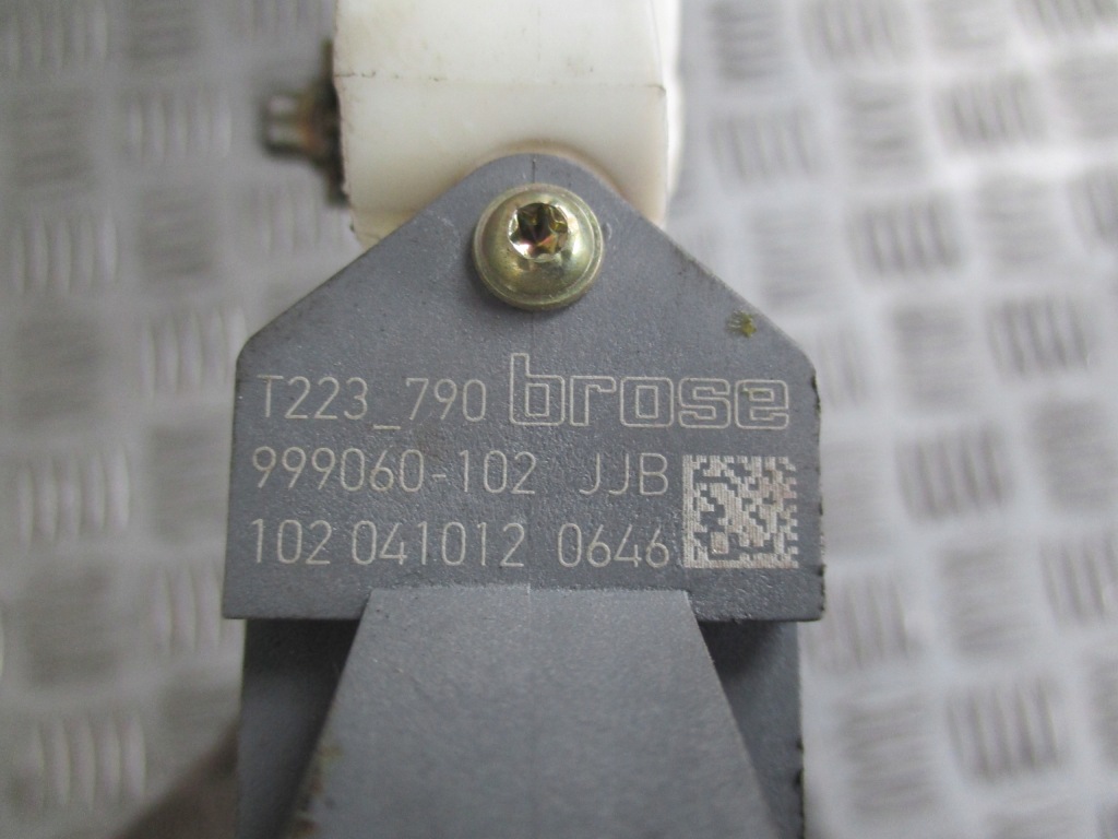 фото №5, Моторчик окон правый задняя toyota avensis t25 02-06r