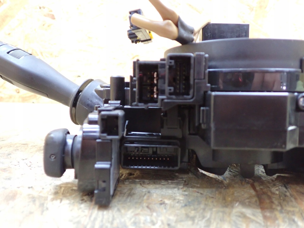 фото №8, Переключатели подрулевой переключатель lexus is iii 200t 300 2018 europa 89245-30130