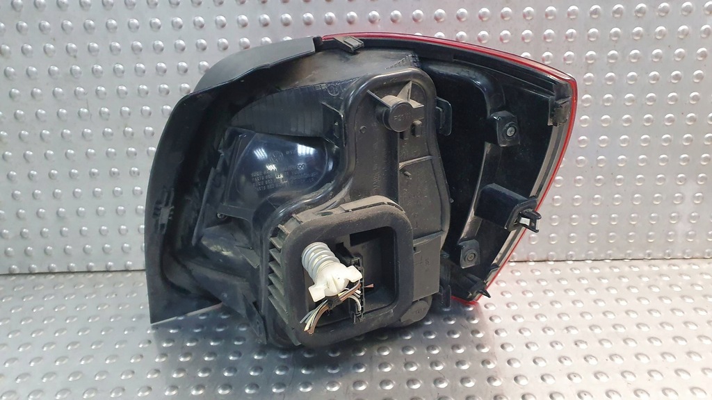 фото №6, Лампа задняя левая vw polo v 6r0945095 08-