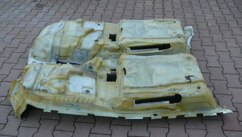 фото №7, Коврик обшивка обивка pod ноги audi s6 a6 c5 4.2 v8 europa 4b7863021c