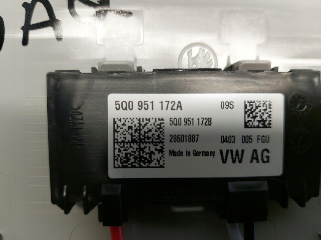 фото №5, Skoda kodiaq lift лампа освещение кабины 5q0951172a