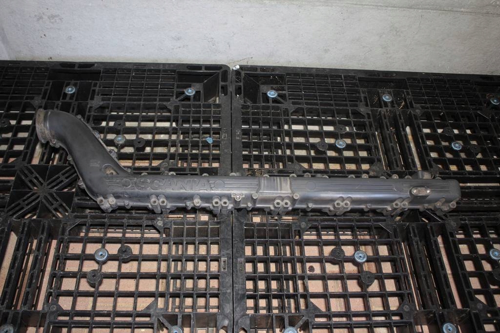 Купити Scania r 440 xpi колектор впускний  впускний 1893329 1798362