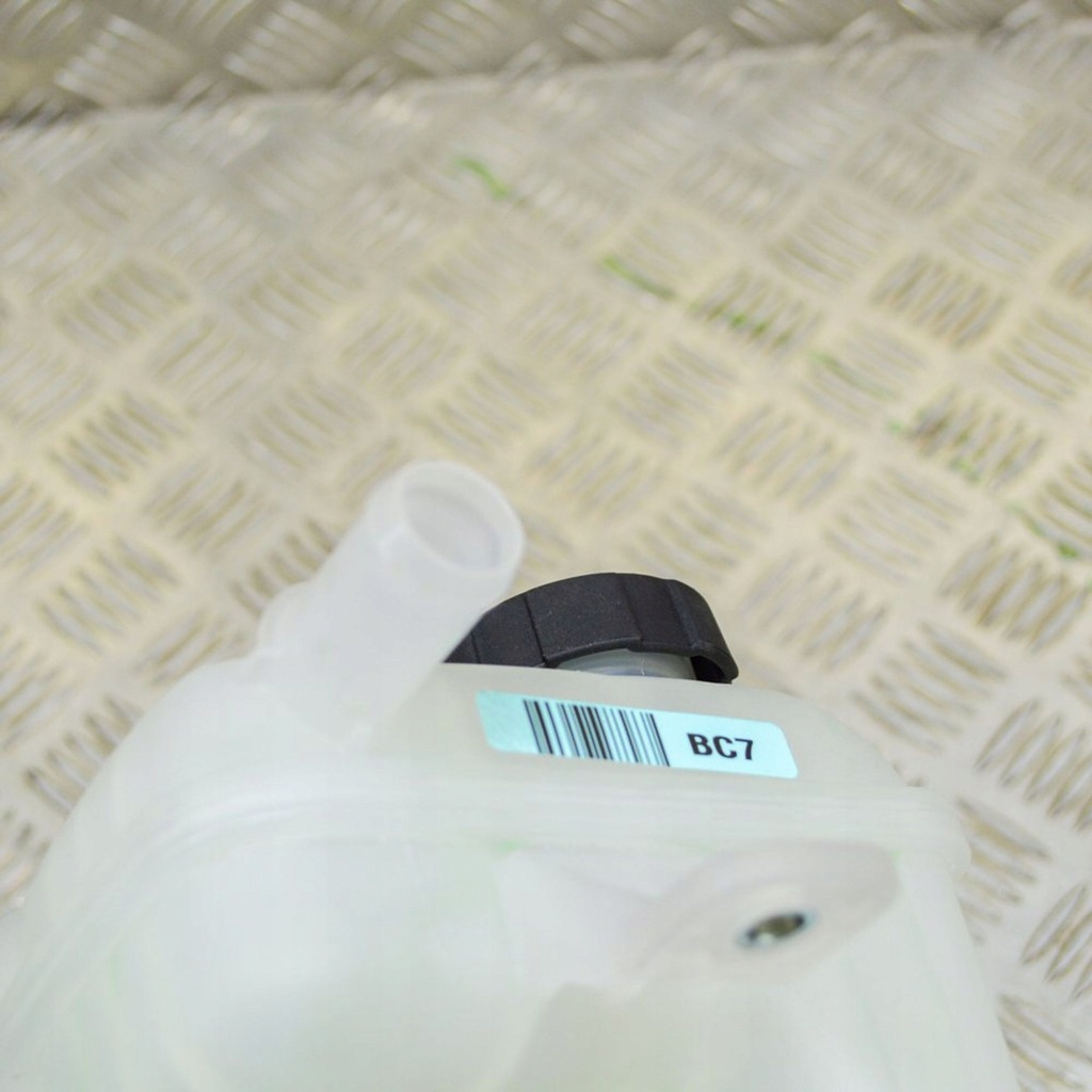 фото №5, Kia niro 2020 бак расширительный охлаждающая жидкость