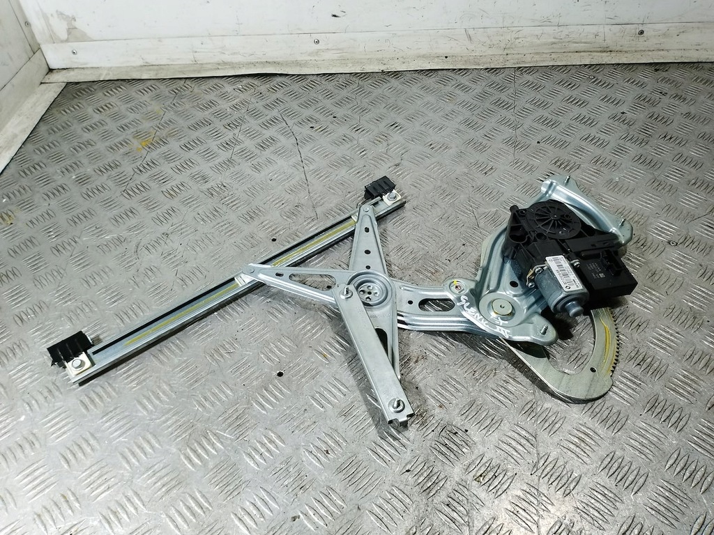 фото №1, Подъемник стекло левый задняя renault scenic iii 827310166r