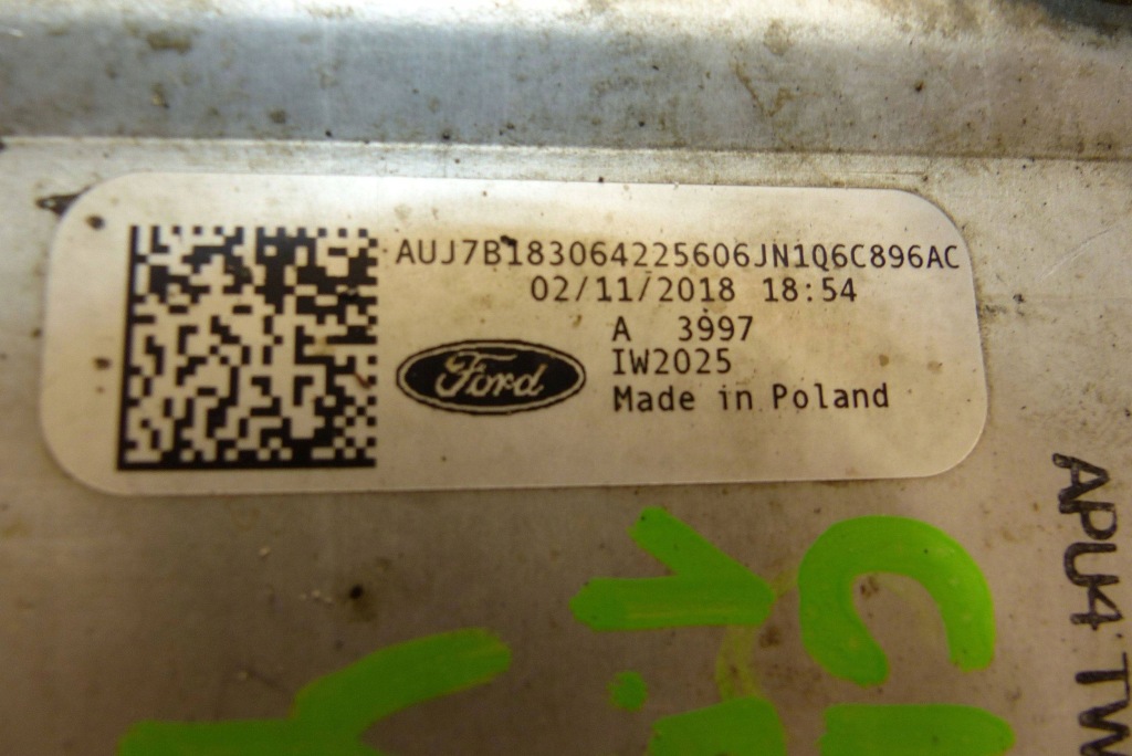 Ford focus iv mk4 kuga 3 1.5 ecoblue ztda yh01 интеркулер радиатор Киев