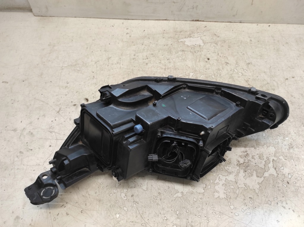 фото №8, Peugeot 308 2 ii t9 lift 17- лампа правая перед full led