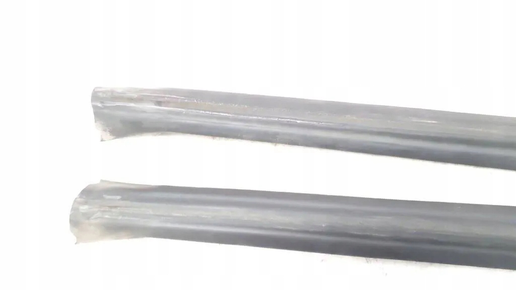 Прокладка передній правих двері opel meriva b 13123847 1.36l бензиновий 2009 Ціна