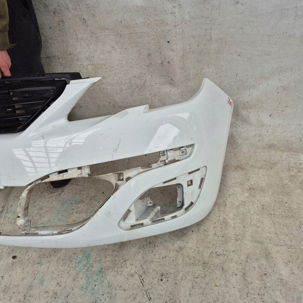 Peugeot 308 2 2 13-17 бампер перед передний aa36117425 Киев