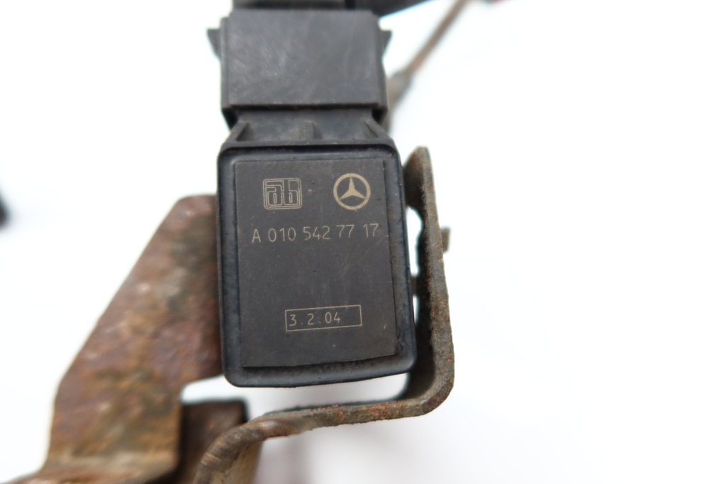 фото №9, Mercedes w209 датчик вирівнювання лампа ксенон 0105427717 2095400133