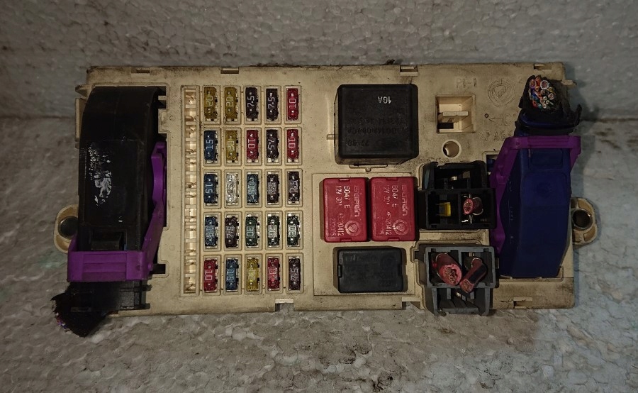 фото №1, Коробка предохранителей alfa romeo 467463750