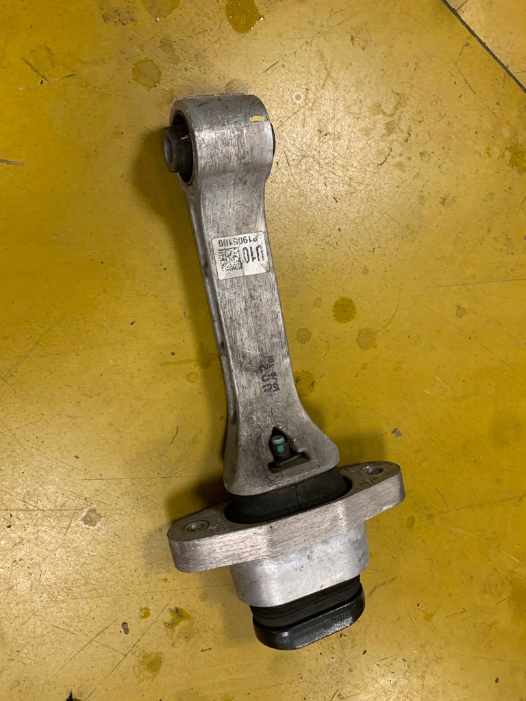 фото №1, Кронштейн подушка кронштейн двигателя kia sorento iii