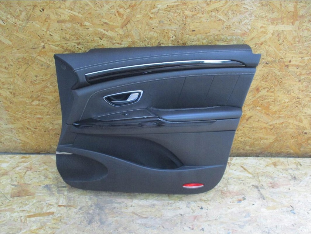 фото №1, Renault espace v обшивка правый перед initiale bose