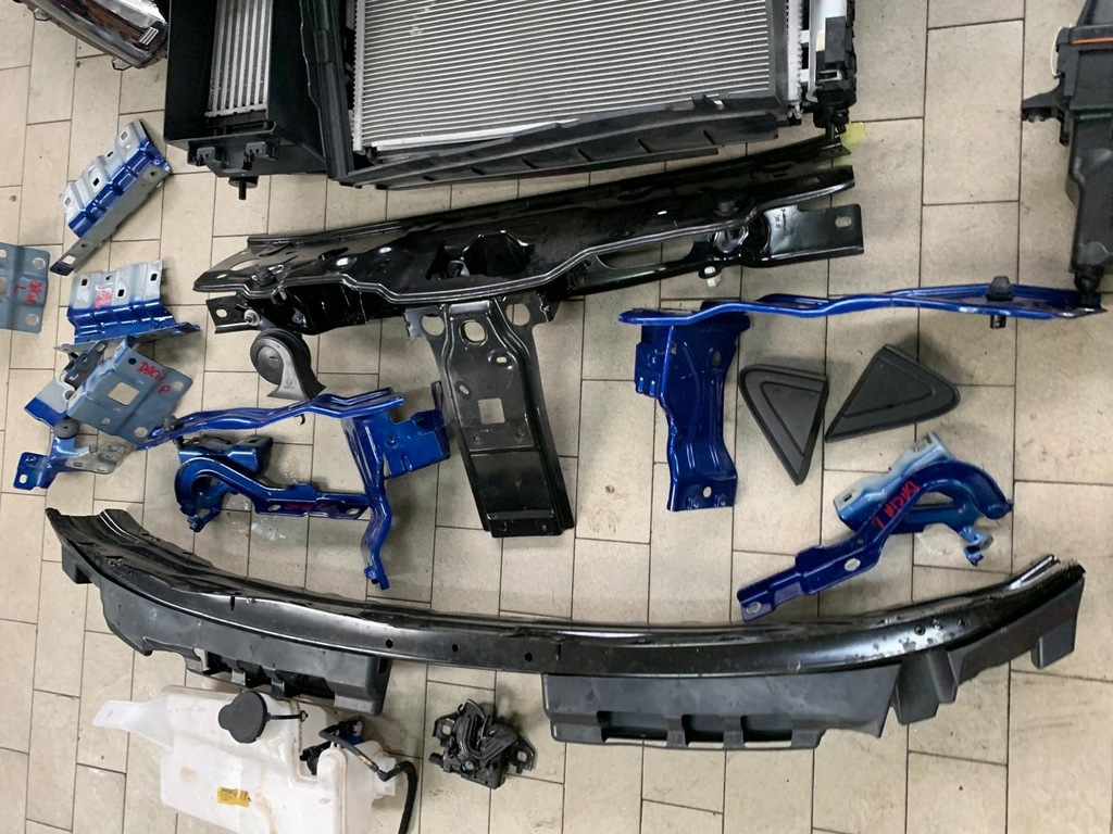 фото №13, Перед бампер лампи капот крила радіатор dacia sandero stepway iii