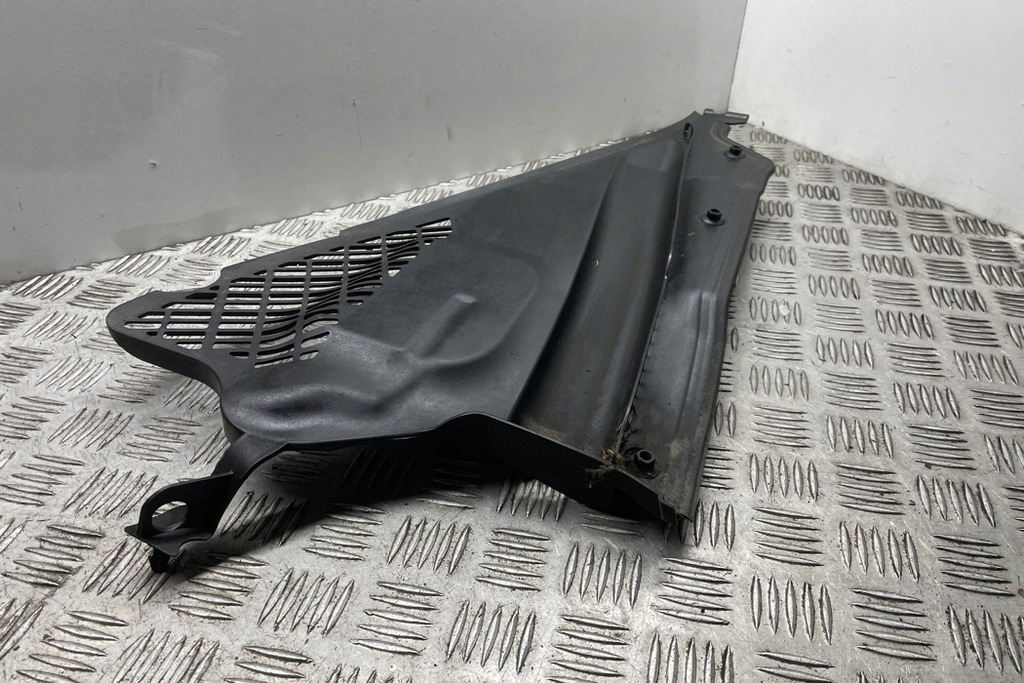 фото №9, Пластик дворник передних bmw 4 coupe f32, f82 9206486 3.0l дизель