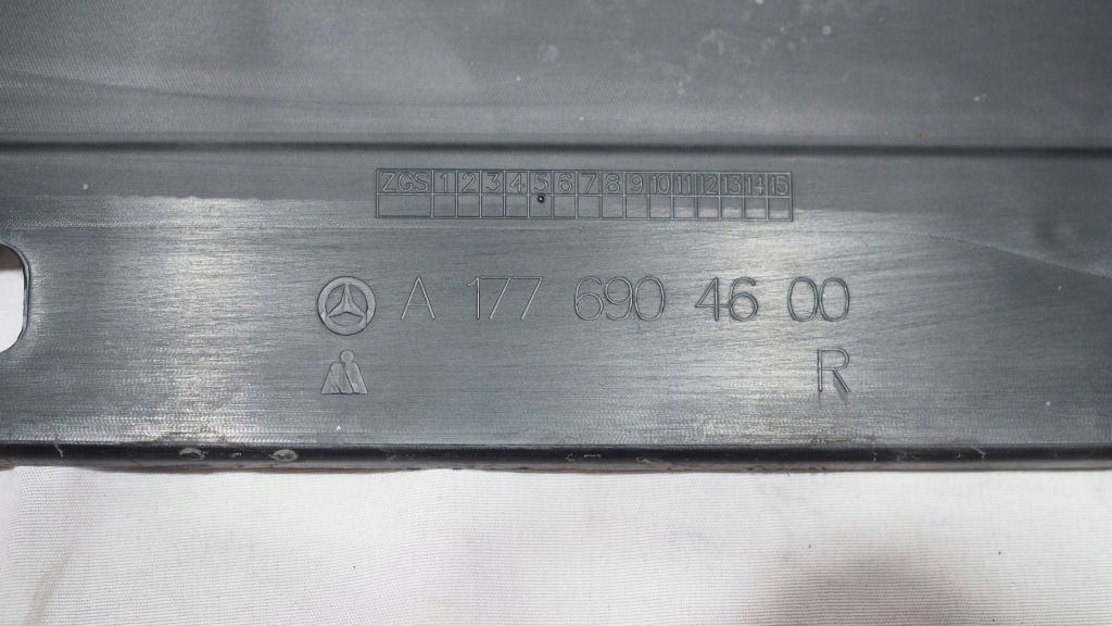 фото №7, Порог правый молдинг порог правая mercedes a-klasa a177 w177