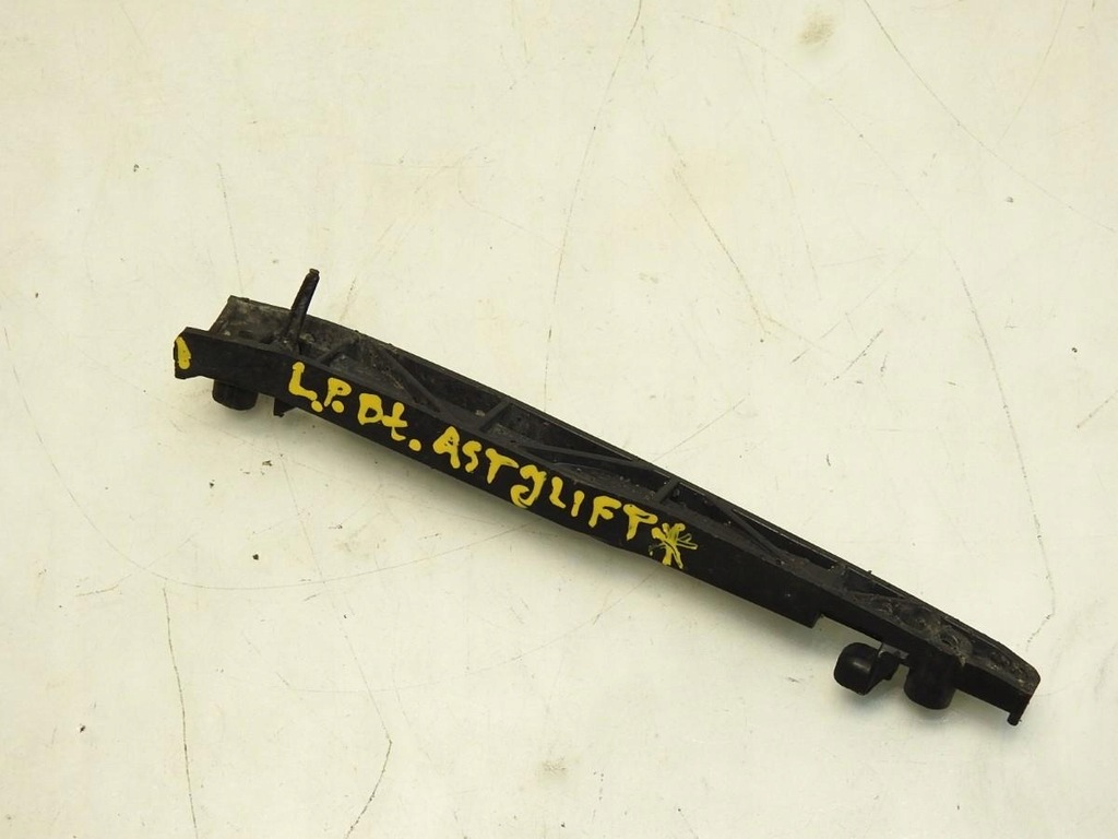 фото №7, Направляющая кронштейн крыла левый перед opel astra j lift 13368876