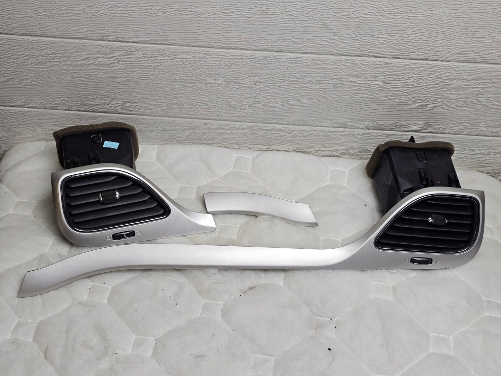 Купити Dekor молдинг захист консолі решітка обдув впуск fiat freemont